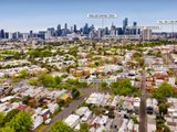 https://images.listonce.com.au/custom/160x/listings/66-richardson-street-albert-park-vic-3206/241/01088241_img_07.jpg?cyJkYYiJTYM