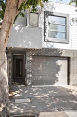 https://images.listonce.com.au/custom/160x/listings/66-ross-street-port-melbourne-vic-3207/531/01818531_img_14.jpg?VwtLPR4saiE