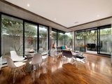 https://images.listonce.com.au/custom/160x/listings/663-ormond-esplanade-elwood-vic-3184/649/01794649_img_02.jpg?e33TUISFI14