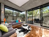 https://images.listonce.com.au/custom/160x/listings/663-ormond-esplanade-elwood-vic-3184/649/01794649_img_05.jpg?hL2OuHNzwuY