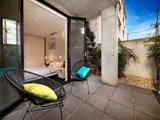 https://images.listonce.com.au/custom/160x/listings/663-ormond-esplanade-elwood-vic-3184/649/01794649_img_06.jpg?TbQLFDuwNxw