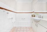 https://images.listonce.com.au/custom/160x/listings/664-doncaster-east-road-mitcham-vic-3132/245/01685245_img_07.jpg?lnWnRL6a45c
