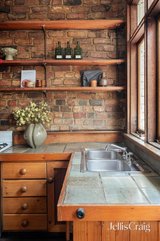 https://images.listonce.com.au/custom/160x/listings/669-brunswick-street-north-fitzroy-north-vic-3068/473/01990473_img_11.jpg?zUNANpQp-6w