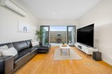 https://images.listonce.com.au/custom/160x/listings/669-heller-street-brunswick-west-vic-3055/649/01132649_img_03.jpg?luJ8rsXgzQc