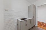 https://images.listonce.com.au/custom/160x/listings/66a-keon-street-thornbury-vic-3071/307/01991307_img_11.jpg?ceyXRs87_xc