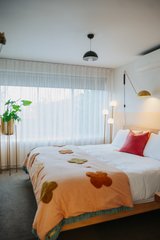 https://images.listonce.com.au/custom/160x/listings/67-9-farnham-court-flemington-vic-3031/208/01768208_img_10.jpg?AK4NRBaUvOg