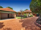 https://images.listonce.com.au/custom/160x/listings/67-athelstan-road-camberwell-vic-3124/735/01683735_img_10.jpg?IupBDFBFur8