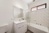 https://images.listonce.com.au/custom/160x/listings/67-bignell-road-bentleigh-east-vic-3165/265/00616265_img_06.jpg?RokucUG8p4Q