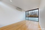 https://images.listonce.com.au/custom/160x/listings/67-bluff-avenue-elwood-vic-3184/041/01938041_img_05.jpg?jXQeb_NeVds