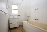 https://images.listonce.com.au/custom/160x/listings/67-elm-street-hawthorn-vic-3122/894/01922894_img_05.jpg?IY7uW3Gt0b8