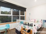 https://images.listonce.com.au/custom/160x/listings/67-pembroke-road-mooroolbark-vic-3138/967/01524967_img_12.jpg?r9htc-kH_-Y