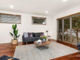 https://images.listonce.com.au/custom/160x/listings/67-ross-street-port-melbourne-vic-3207/120/01087120_img_02.jpg?l_jk6fMEoRk