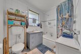 https://images.listonce.com.au/custom/160x/listings/67-the-boulevard-norlane-vic-3214/766/01698766_img_06.jpg?ME57SLHb2GA