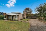 https://images.listonce.com.au/custom/160x/listings/67-urquhart-street-woodend-vic-3442/321/01724321_img_12.jpg?8jd-EvlYIvA