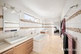 https://images.listonce.com.au/custom/160x/listings/670-beenak-road-seville-vic-3139/285/01771285_img_21.jpg?QPssBXkKSOI