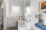 https://images.listonce.com.au/custom/160x/listings/670a-wattle-road-hawthorn-vic-3122/957/01737957_img_07.jpg?OWJx5JSIR_E