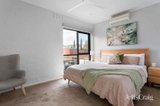 https://images.listonce.com.au/custom/160x/listings/672-derham-street-port-melbourne-vic-3207/275/01951275_img_05.jpg?SzHU9FcekX0