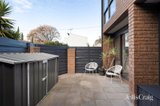 https://images.listonce.com.au/custom/160x/listings/672-derham-street-port-melbourne-vic-3207/275/01951275_img_17.jpg?Vv9xBJKTjFY