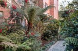 https://images.listonce.com.au/custom/160x/listings/676-haines-street-north-melbourne-vic-3051/347/01253347_img_08.jpg?iZwSZYPj87I