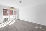 https://images.listonce.com.au/custom/160x/listings/676-mitford-street-elwood-vic-3184/352/01969352_img_04.jpg?07KMwekoKro