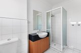 https://images.listonce.com.au/custom/160x/listings/676-mitford-street-elwood-vic-3184/352/01969352_img_06.jpg?oH8SBtJ_d7M
