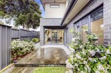 https://images.listonce.com.au/custom/160x/listings/67a-kanooka-grove-clayton-vic-3168/833/01608833_img_02.jpg?9DhpUvfxBmE