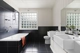 https://images.listonce.com.au/custom/160x/listings/68-ascot-vale-road-flemington-vic-3031/848/01973848_img_07.jpg?u7PTvW1ikYI