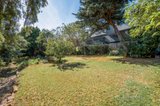 https://images.listonce.com.au/custom/160x/listings/68-bolingbroke-street-pascoe-vale-vic-3044/840/01677840_img_05.jpg?RtDKmqV6rwE