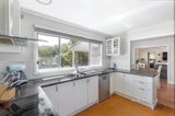 https://images.listonce.com.au/custom/160x/listings/68-caledonia-street-st-andrews-vic-3761/221/01606221_img_10.jpg?SU1iECLgWqo