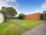 https://images.listonce.com.au/custom/160x/listings/68-cooper-avenue-altona-north-vic-3025/261/01202261_img_06.jpg?ocQrNPvCOOw