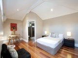 https://images.listonce.com.au/custom/160x/listings/68-cruikshank-street-port-melbourne-vic-3207/465/01087465_img_07.jpg?GL3kxalZw1E