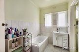 https://images.listonce.com.au/custom/160x/listings/68-denver-street-bentleigh-east-vic-3165/218/01948218_img_08.jpg?Eav5gvKJpFY