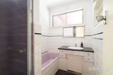 https://images.listonce.com.au/custom/160x/listings/68-dumbarton-street-reservoir-vic-3073/900/01873900_img_06.jpg?vo9aTRkgaKE