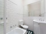 https://images.listonce.com.au/custom/160x/listings/68-essex-road-surrey-hills-vic-3127/647/01684647_img_06.jpg?rO5ezRx7ZEs