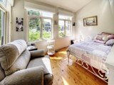 https://images.listonce.com.au/custom/160x/listings/68-glenhuntly-road-elwood-vic-3184/577/01793577_img_03.jpg?puAbyUtCXuE