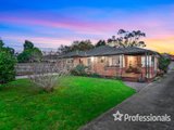 https://images.listonce.com.au/custom/160x/listings/68-greenslopes-drive-mooroolbark-vic-3138/663/01525663_img_02.jpg?JSYlaIxiD-E