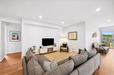 https://images.listonce.com.au/custom/160x/listings/68-honeysuckle-lane-woodend-vic-3442/470/01604470_img_06.jpg?aRfhtxnpopA