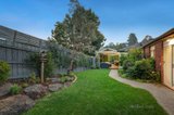 https://images.listonce.com.au/custom/160x/listings/68-kalbar-road-eltham-vic-3095/765/00870765_img_10.jpg?as8kQycOIy4