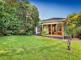 https://images.listonce.com.au/custom/160x/listings/68-mount-street-kew-vic-3101/009/01685009_img_06.jpg?8t0jjDE8LbI