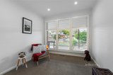 https://images.listonce.com.au/custom/160x/listings/68-orchard-grove-blackburn-south-vic-3130/947/01176947_img_08.jpg?N-mduEeboqY