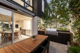 https://images.listonce.com.au/custom/160x/listings/68-osborne-street-south-yarra-vic-3141/844/01631844_img_06.jpg?JSjYbooySM4