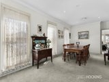 https://images.listonce.com.au/custom/160x/listings/68-peel-street-newport-vic-3015/206/01203206_img_07.jpg?LOzT1tgTiH8