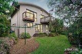 https://images.listonce.com.au/custom/160x/listings/68-porter-street-eltham-vic-3095/872/01838872_img_15.jpg?kLj5KEoFkXQ