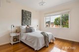 https://images.listonce.com.au/custom/160x/listings/68-rosanna-street-carnegie-vic-3163/936/01880936_img_07.jpg?-uWlVTrs-kg