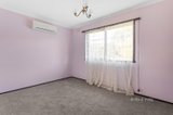 https://images.listonce.com.au/custom/160x/listings/68-rutherford-road-viewbank-vic-3084/212/01701212_img_10.jpg?rO-067h25i0
