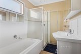 https://images.listonce.com.au/custom/160x/listings/68-rutherford-road-viewbank-vic-3084/212/01701212_img_12.jpg?4-BmMndJOBY