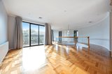 https://images.listonce.com.au/custom/160x/listings/68-york-street-caulfield-south-vic-3162/490/01577490_img_05.jpg?ugIlaM7Yb0g