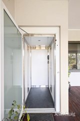 https://images.listonce.com.au/custom/160x/listings/680-lusatia-park-road-hoddles-creek-vic-3139/091/01780091_img_13.jpg?pYPcfvWSkFM