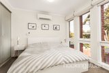 https://images.listonce.com.au/custom/160x/listings/687-earl-street-kew-vic-3101/817/01683817_img_06.jpg?qGd_eygFZ3U