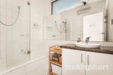 https://images.listonce.com.au/custom/160x/listings/687-earl-street-kew-vic-3101/817/01683817_img_07.jpg?n5oUyFI18Tk